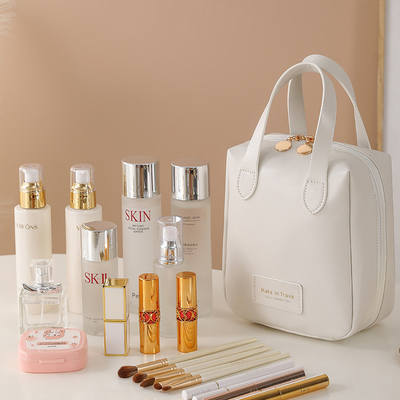 MAKEUP BAG 2023 Новый портативный большой вместимости водонепроницаемый путешественный портативный туалетные принадлежности и складские сумки для ухода за кожей