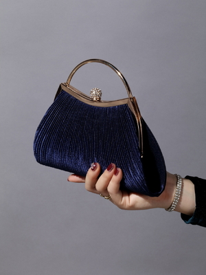 EUROPE AND THE UNITED STATES RETRO Solid COLOR PLEATED RAND RING FASHION LOCK CLOSED DINNER BAG CHAIN CROSSBODY BAG (Европа и Соединенные Штаты) Ретро твердое цветное рельефное кольцо на руке модное кольцо замкнутый обеденный пакет цепочка кроссбоди сумка